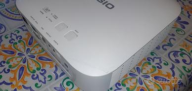 Proiettore Casio XJ V2