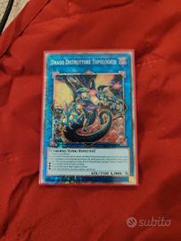 Carta YuGiOh rarita' Starlight. 