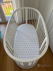 Lettino Stokke Sleepi completo colore bianco
