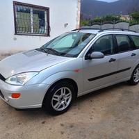 Ford Focus 1.6i 16V cat SW Ghia