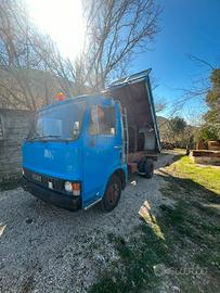 Iveco 50.10 targa gialla