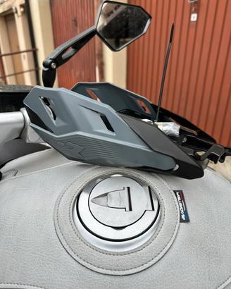 Paramani universali moto