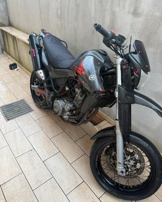Yamaha xtx660 motard