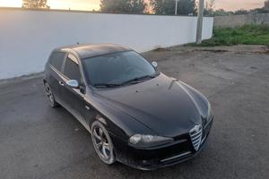 ALFA ROMEO 147 937 1.9 16V Q2 150CV -Ricambi
