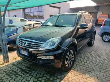 SSANGYONG REXTON W 2.0 Xdi 4WD 7 POSTI