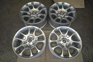 Cerchi In Lega Da 18" Per Jaguar XK8 - XKR 2001