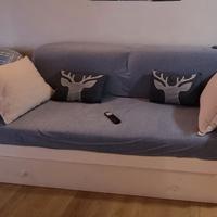divano letto in legno