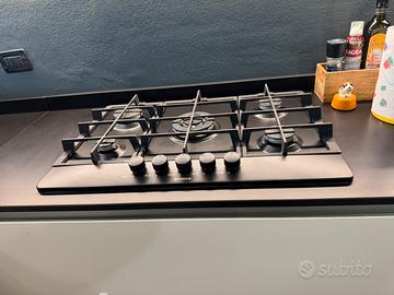 Piano cottura a gas cinque fuochi marca schock