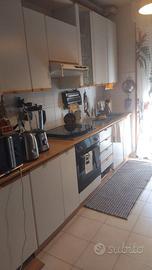 CUCINA LINEARE DI MQ 330