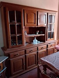 Vetrina in legno massello - 400€