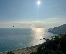 4 LOCALI A BERGEGGI