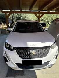 Peugeot 2008, Allure Navi Pack, -2021- (28,400 km)