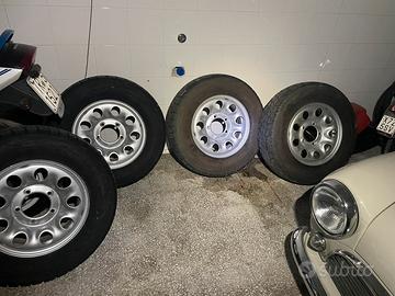 Gomme e cerchi Suzuki