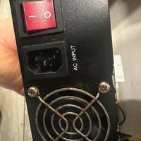 Caricatore batterie marca Mean Well