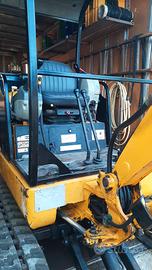 Scavatore jgb18q anno 2004