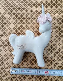 Cavallo unicorno in porcellana vintage 