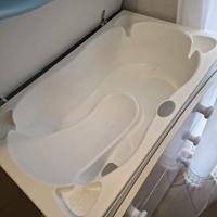 Fasciatoio con vasca interna