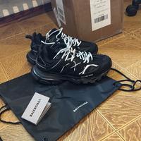 Scarpe balenciaga track nuove mai usate