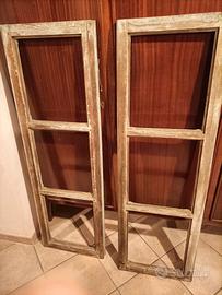 Vecchia finestra in legno