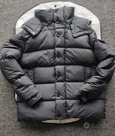 Moncler Maya 70 – Piumino Unisex Corto con Cappucc