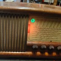 Radio d'epoca Magnadyne S169