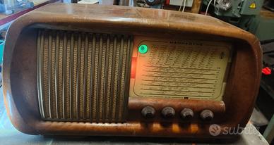 Radio d'epoca Magnadyne S169