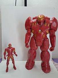 Giocattoli di Iron Man e Hulkbuster 