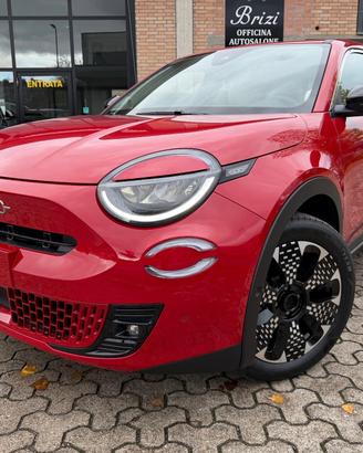 Fiat 600 Hybrid 100 CV DCT MHEV La Prima