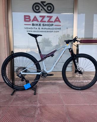 Bici MTB Orbea Oiz M10 AXS