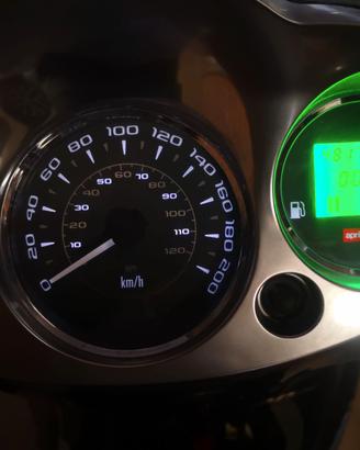 Scarabeo 400 ie