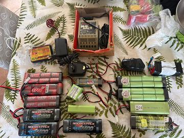 Lotto batterie RC + caricabatterie modellismo