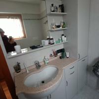 Mobile bagno con ripiano in granito
