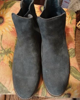 Stivaletto uomo scamosciato
