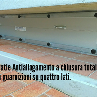 Finestre antiallagamento in alluminio a doghe