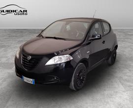 LANCIA Ypsilon III 2011 - Ypsilon 0.9 t.air Silver
