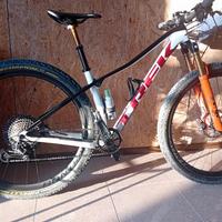 trek procaliber 9.8 