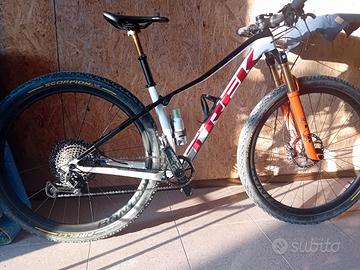 trek procaliber 9.8 