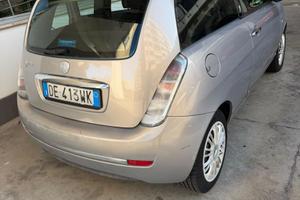 Fiat lancia Y
