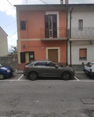 Casa di paese in via Stazione, 141