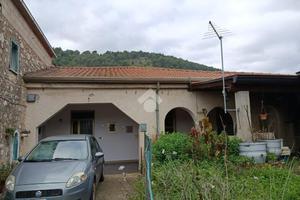 CASA SEMINDIPENDENTE A ALATRI