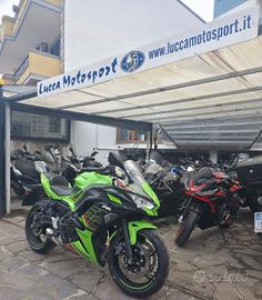 Kawasaki NINJA 650 2023 CON SOLO 11000km