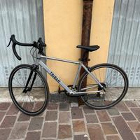 Bici da corsa Triban RC 100 taglia S