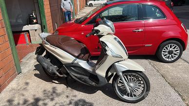 Beverly 125