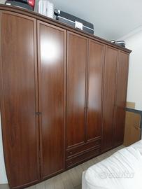 Armadio a 6 ante colore noce