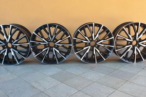 Cerchi in lega  18" Toyota CHR