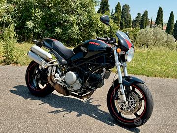 Ducati Monster 900s2r