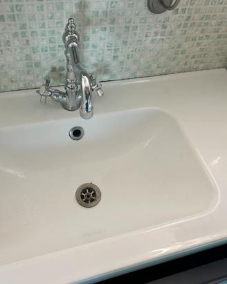 Top bagno completo di rubinetto