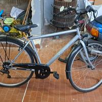 bicicletta da uomo pari al nuovo