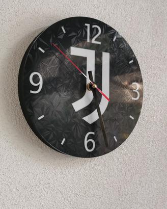 orologio da parete con logo di Juventus 