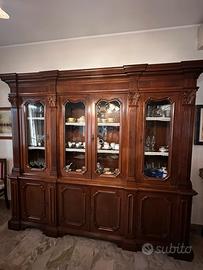 Vetrina/Credenza in legno